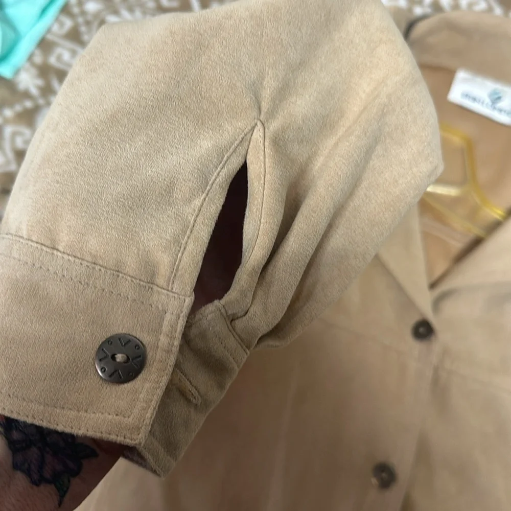 Erin London Faux Suede Polyester Tan Shirt Jacket Button Down SzL
